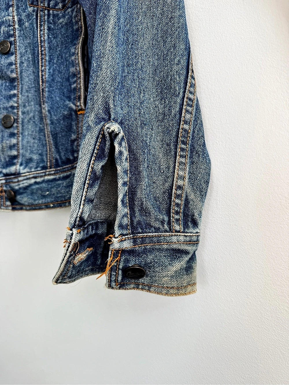 Candie's Blue Denim Jean Jacket Size Medium - Picture 5 of 6